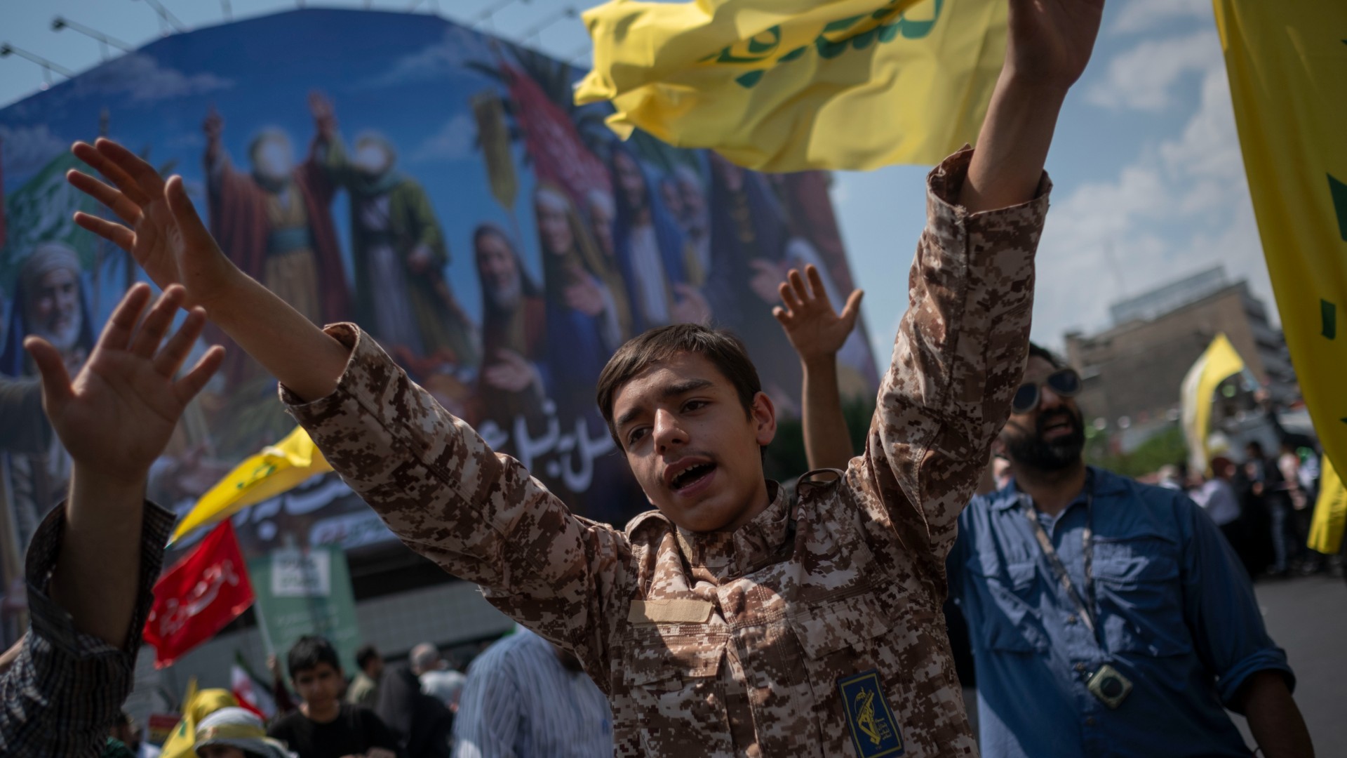 Reactions within Iran reveal deep divide after Israeli strikes020 Reactions within Iran reveal deep divide after Israeli strikes