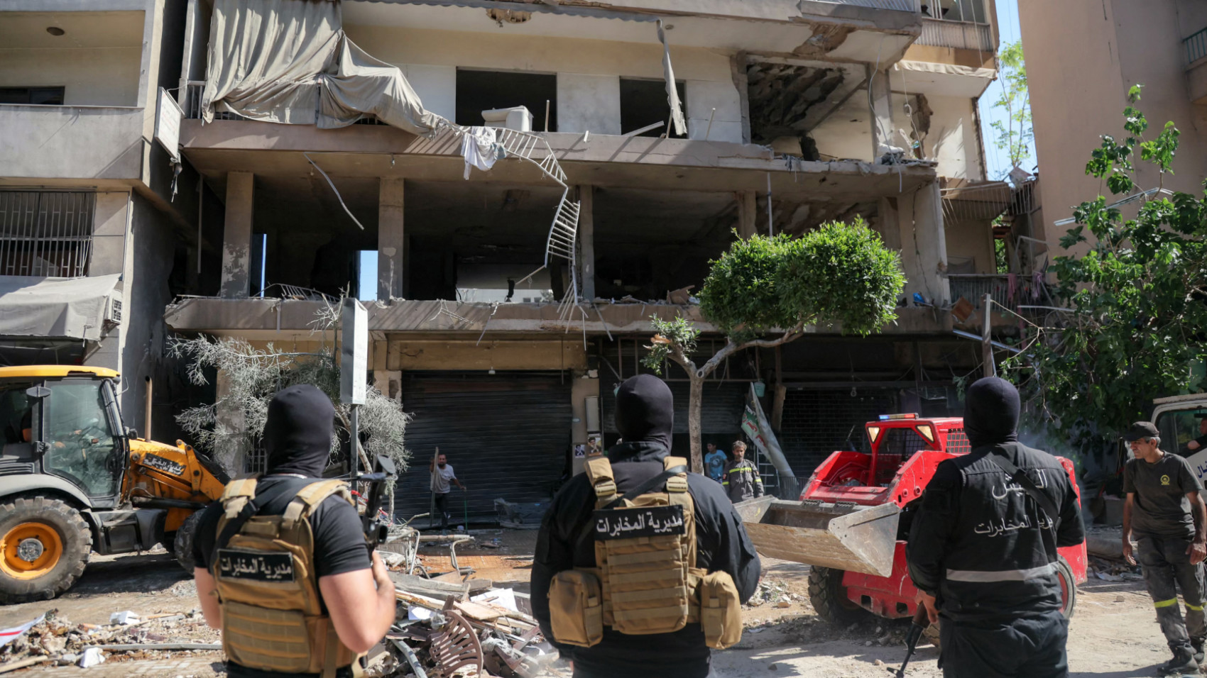 Israeli strike on Beirut kills three020 Israeli strike on Beirut kills three