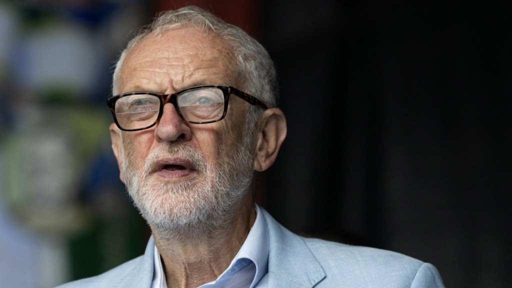 Corbyn presents inquiry bill as UK spy planes continue flights over Gaza020 Corbyn presents inquiry bill as UK spy planes continue flights over Gaza