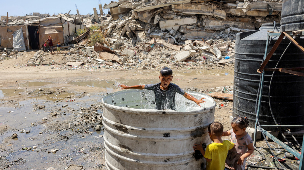 Hamas decision to dissolve Gaza government is a nod to Trump expert says020 Hamas decision to dissolve Gaza government is a nod to Trump expert says