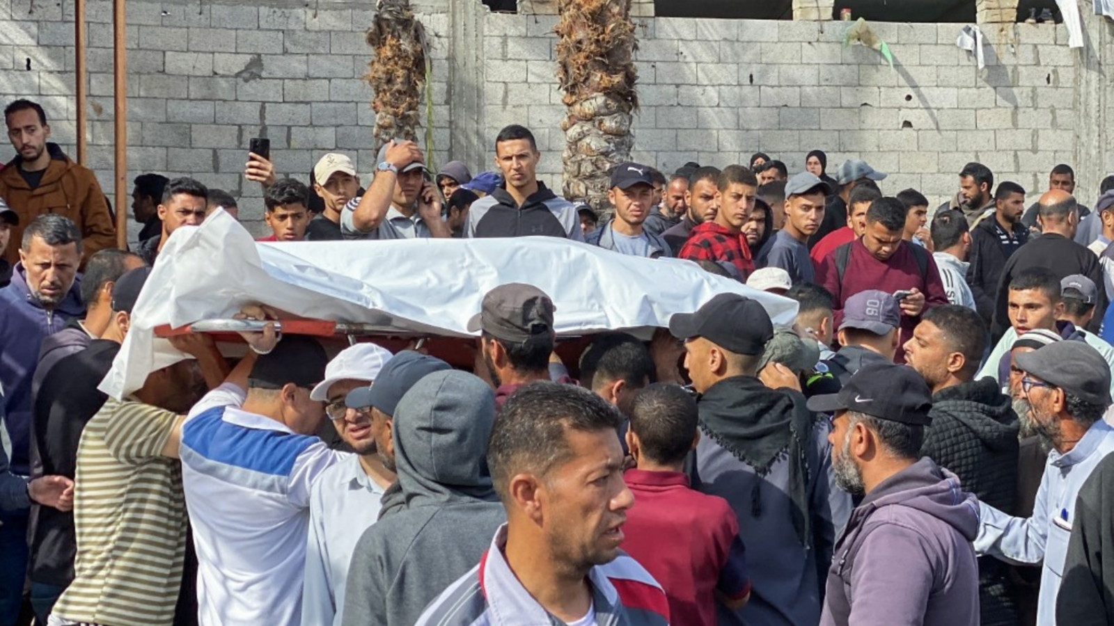 Israel kills more than 100 in one of deadliest days since Gaza war resumed020 Israel kills more than 100 in one of deadliest days since Gaza war resumed