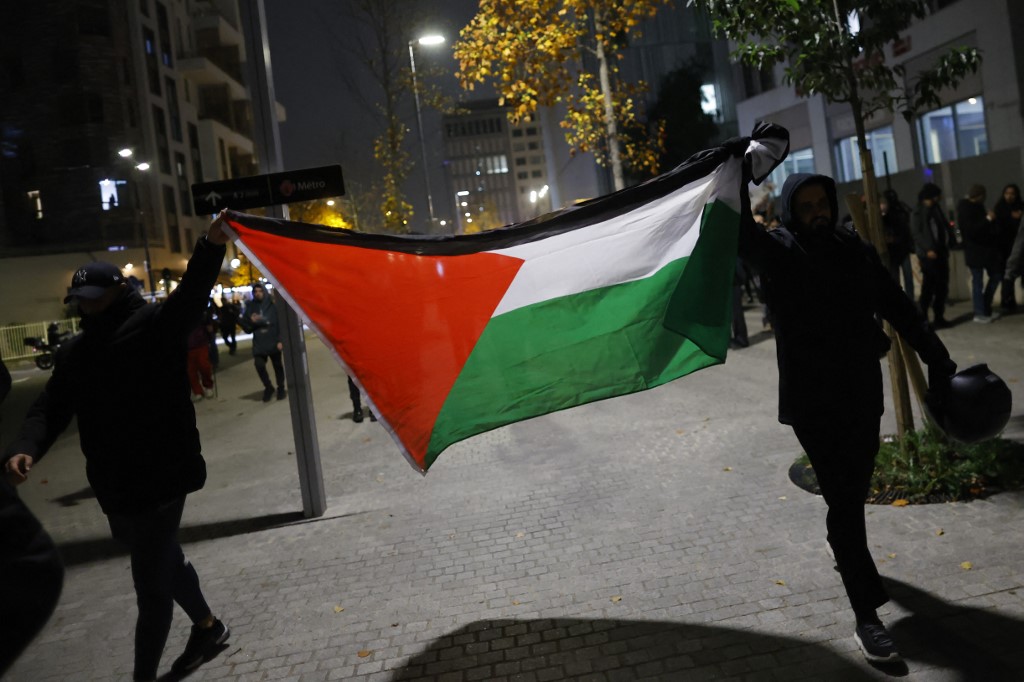 French mayor bans Palestine flag and protests after PSG victory incidents020 French mayor bans Palestine flag and protests after PSG victory incidents