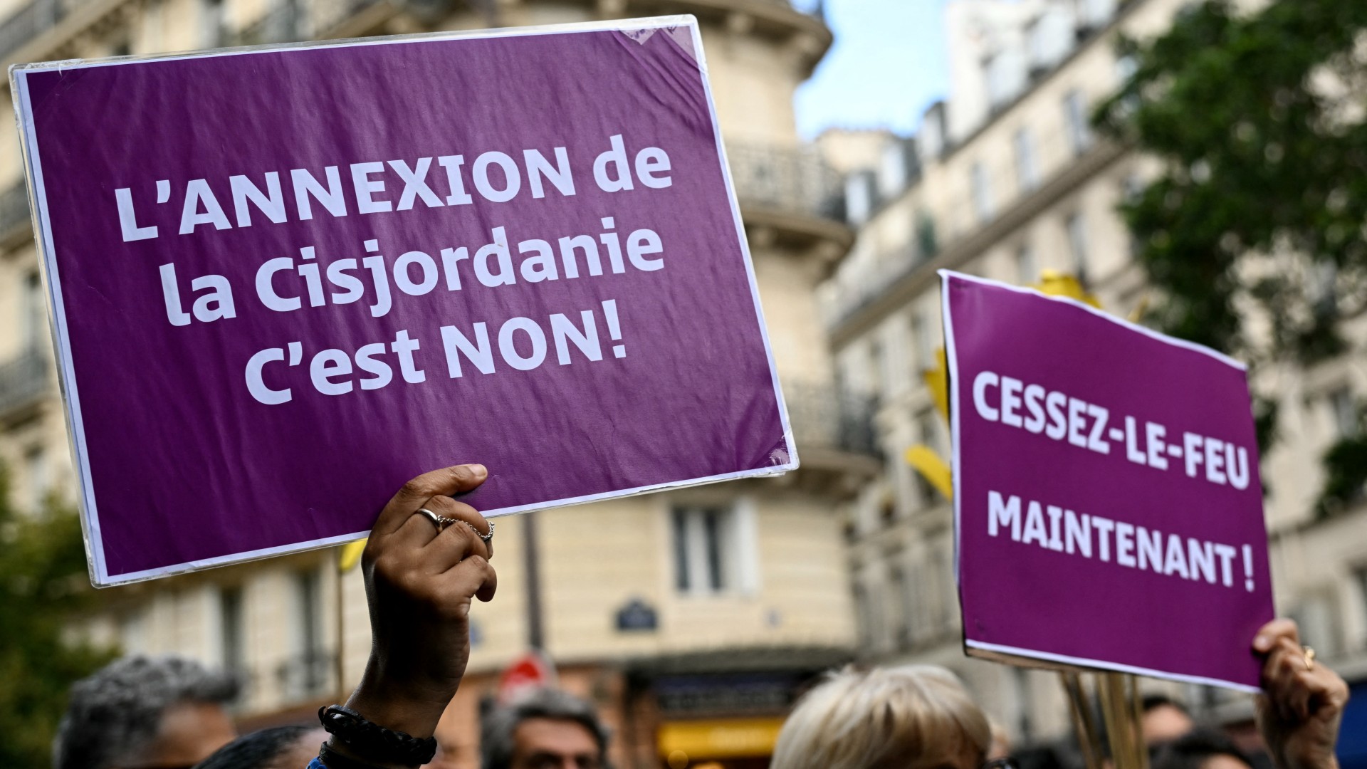 Rights groups sue France over inaction on financial ties to illegal Israeli settlements020 Rights groups sue France over inaction on financial ties to illegal Israeli settlements
