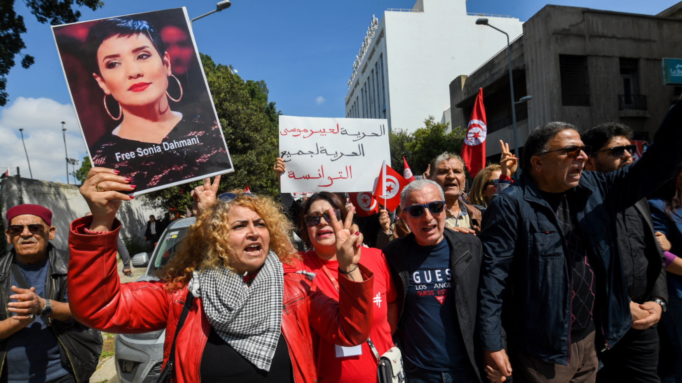 Tunisia using arbitrary arrests to silence dissidents report finds020 Tunisia using arbitrary arrests to silence dissidents report finds