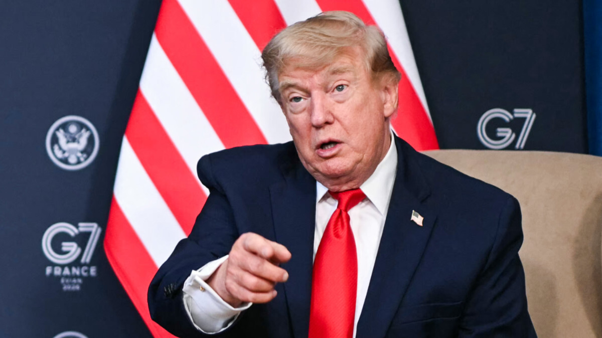 Trump told Israel to let Syria attack Hezbollah in Lebanon020 Trump told Israel to let Syria attack Hezbollah in Lebanon