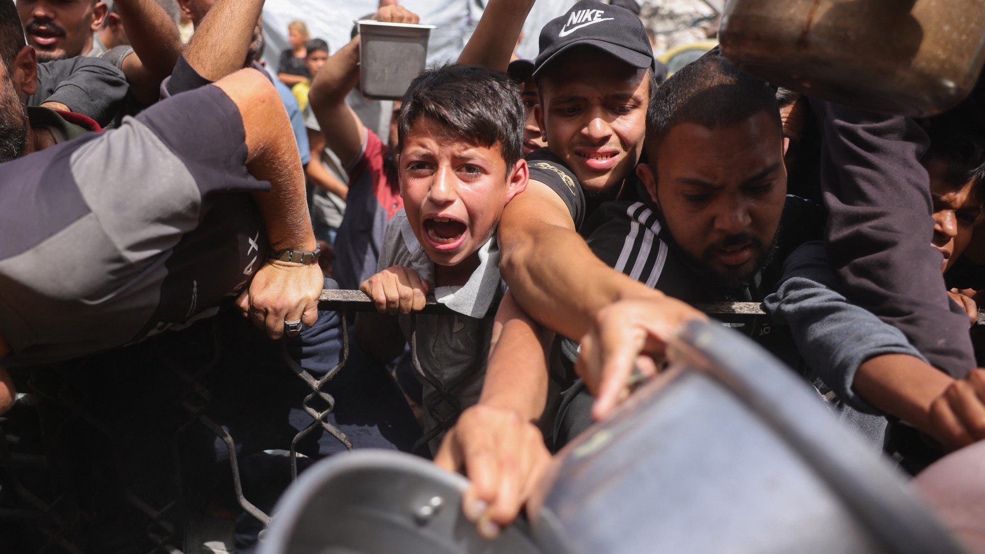 Israel using limited Gaza aid as smokescreen to continue siege says MSF