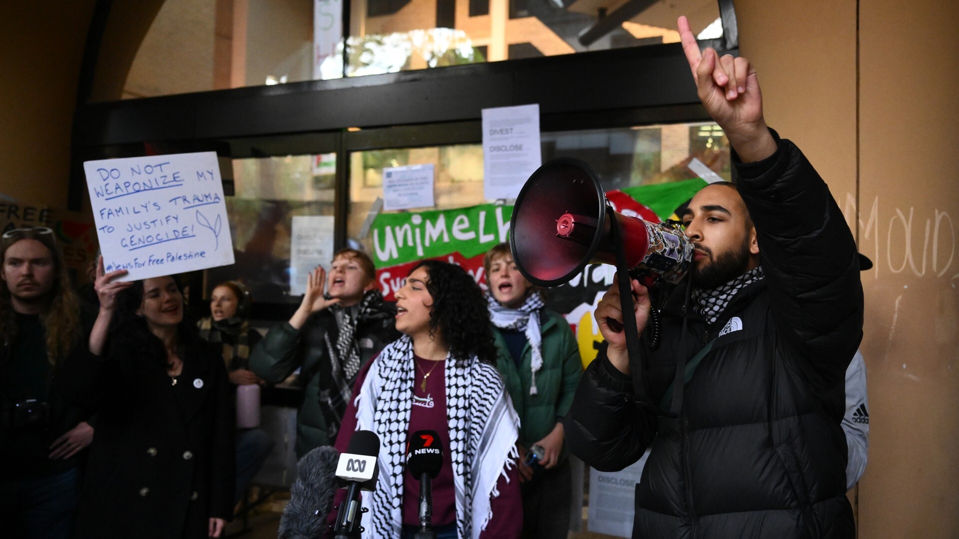ProPalestine students in Australia call for repeal of IHRA definition of antisemitism020 ProPalestine students in Australia call for repeal of IHRA definition of antisemitism