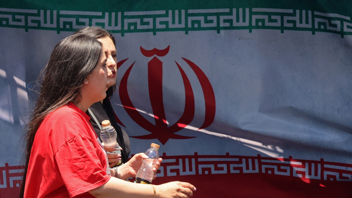 Iran and US confirm they are on cusp of new ceasefire as they fight to frame terms020 Iran and US confirm they are on cusp of new ceasefire as they fight to frame terms