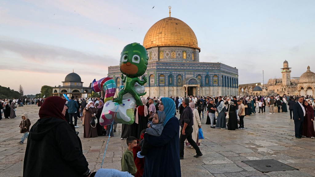 British MP asks government to clarify stance on Jordanian custodianship of AlAqsa020 British MP asks government to clarify stance on Jordanian custodianship of AlAqsa