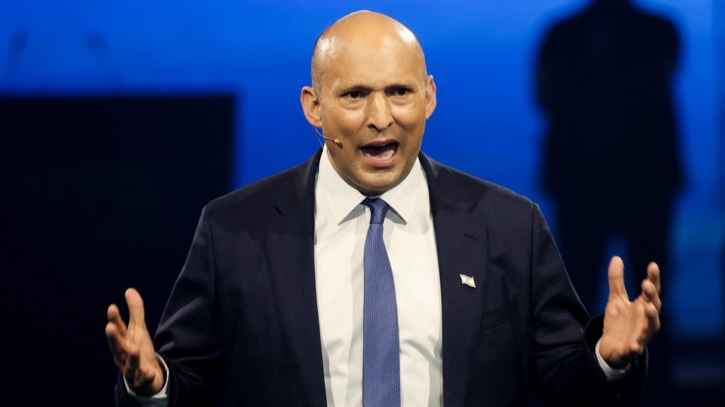 Former Israeli prime minister says he smuggled Starlink receptors into Iran