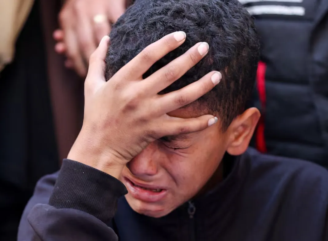 Israeli Fire Kills Six in Gaza despite New Effort to Salvage Truce