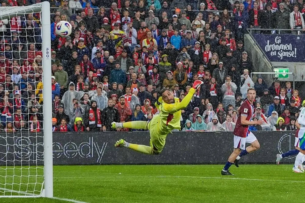 Donnarumma Says Italys Form Unacceptable After Drubbing by Norway020 Donnarumma Says Italys Form Unacceptable After Drubbing by Norway