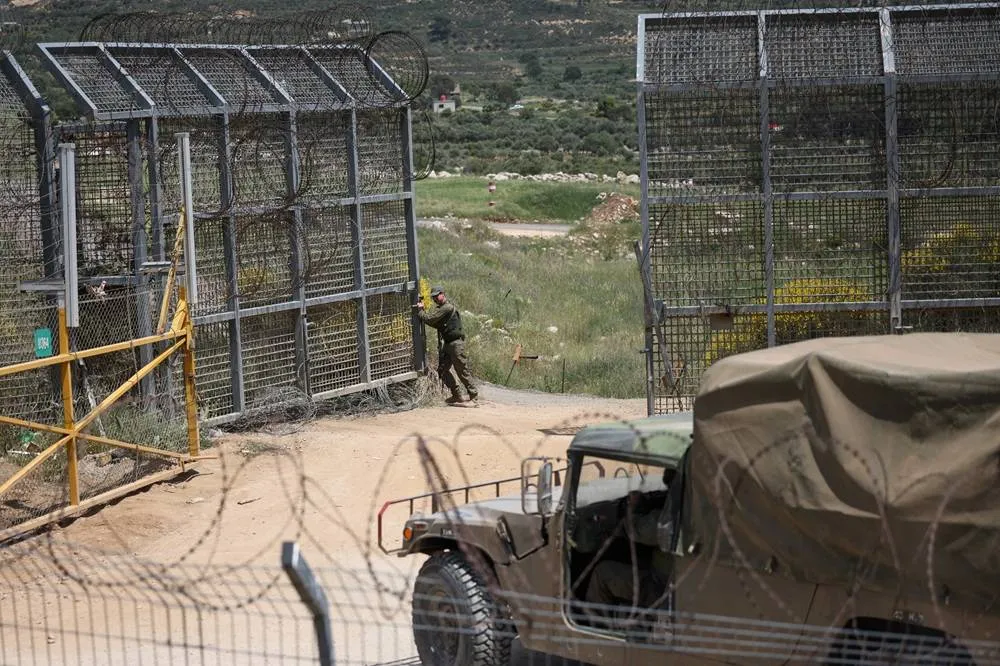 Easing of Tensions between Syria Israel Does Not Erase Tel Avivs Concerns about Damascus020 Easing of Tensions between Syria Israel Does Not Erase Tel Avivs Concerns about Damascus