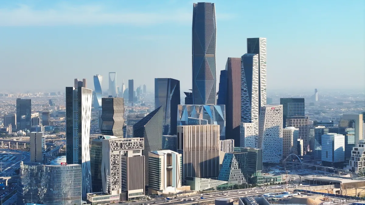 Saudi Arabia Rises to 13th Globally in Foreign Direct Investment Rankings020 Saudi Arabia Rises to 13th Globally in Foreign Direct Investment Rankings