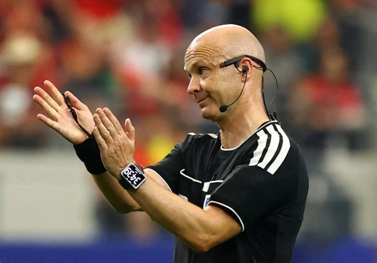 Premier League Referee Taylor Retires Bemoans Constant Scrutiny