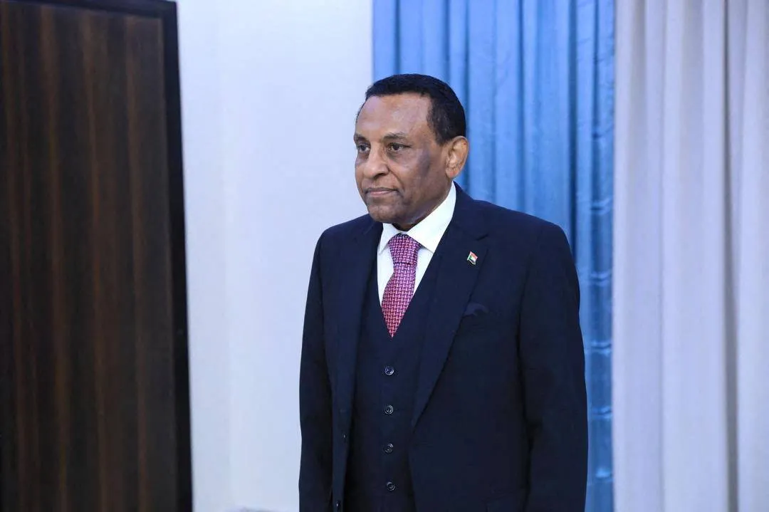 Sudans Prime Minister Dissolves Government020 Sudans Prime Minister Dissolves Government