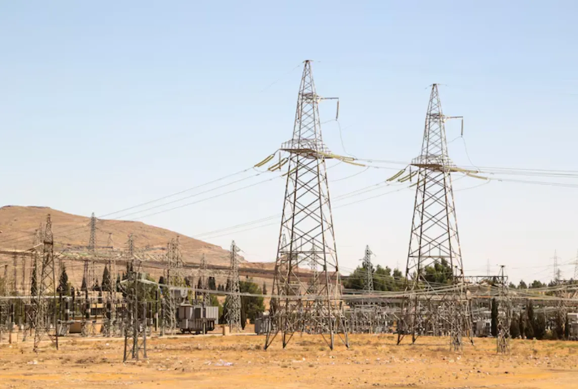 Syria Signs 7 billion Power Deal with Qatars UCC Holdingled Consortium020 Syria Signs 7 billion Power Deal with Qatars UCC Holdingled Consortium