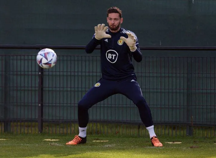Scotland Goalkeeper Gordon Retires after 25year Career