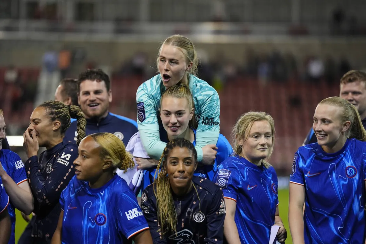 Chelsea Beat Man United 10 to Win Sixth Straight WSL Title