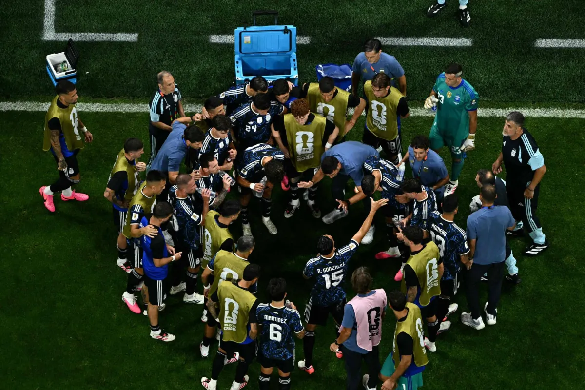 Scaloni: Argentina Smelt Blood in Water in England Win020 Scaloni: Argentina Smelt Blood in Water in England Win