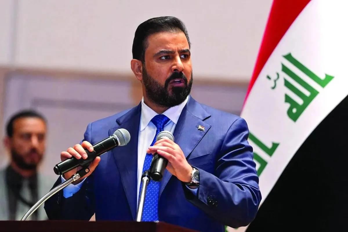 Iraq Awaits Zaidis First Move on Disarmament of Factions020 Iraq Awaits Zaidis First Move on Disarmament of Factions