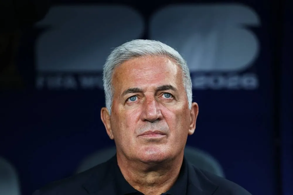 Algeria Coach Says Errors Helped Messi Score HatTrick to Tie World Cup Record020 Algeria Coach Says Errors Helped Messi Score HatTrick to Tie World Cup Record
