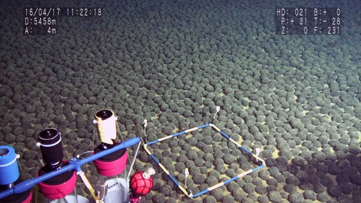 China Carefully Assembling a Deepsea Mining Strategy020 China Carefully Assembling a Deepsea Mining Strategy
