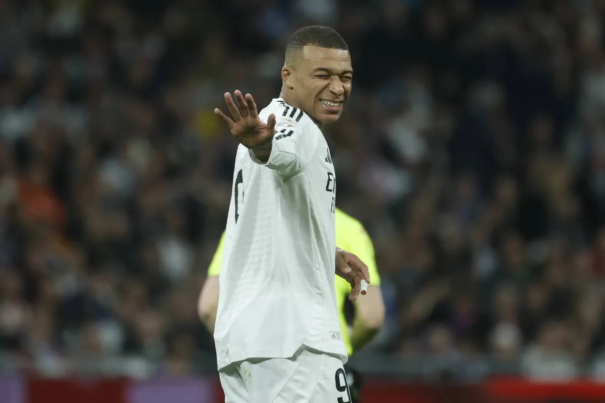 Mbappé and Álvarez Score as Madrid Derby Ends in 11 Draw020 Mbappé and Álvarez Score as Madrid Derby Ends in 11 Draw