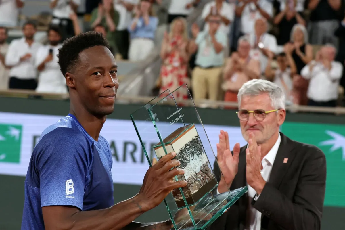 Monfils Aims to Emulate Ronaldo LeBron after Roland Garros Farewell020 Monfils Aims to Emulate Ronaldo LeBron after Roland Garros Farewell