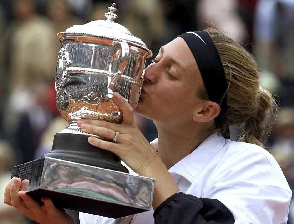 French Open Organizers Scrap 25th Anniversary Ceremony for Mary Pierce as She Cant Attend 020 French Open Organizers Scrap 25th Anniversary Ceremony for Mary Pierce as She Cant Attend