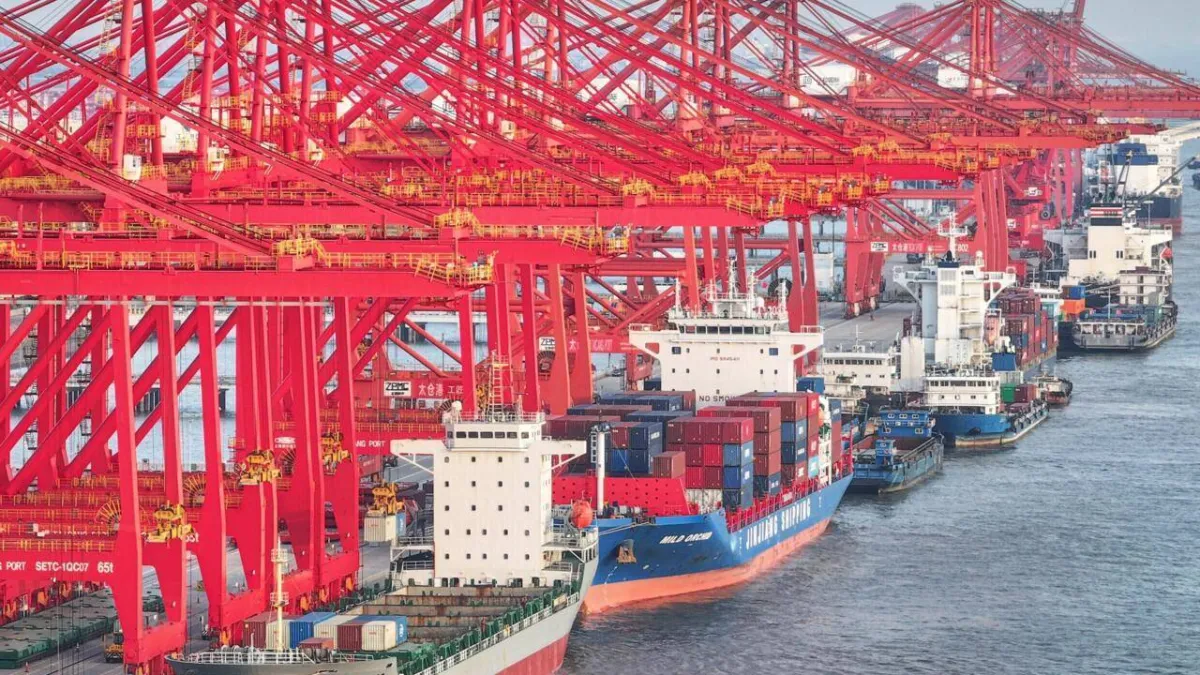 China US Slash Sweeping Tariffs in Trade War Climbdown020 China US Slash Sweeping Tariffs in Trade War Climbdown