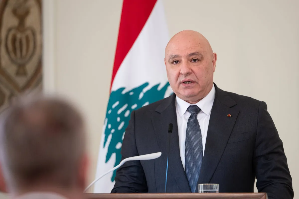 Lebanon President Says Israeli Withdrawal Nonnegotiable020 Lebanon President Says Israeli Withdrawal Nonnegotiable
