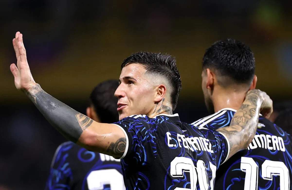 Line Crossed: Chelseas Fernandez Dropped for Two Matches020 Line Crossed: Chelseas Fernandez Dropped for Two Matches