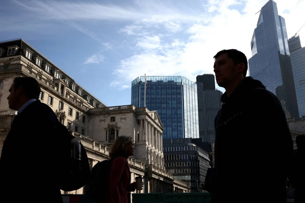 UK Economy Claws Back Some Growth as Burnham Prepares to Take Power020 UK Economy Claws Back Some Growth as Burnham Prepares to Take Power