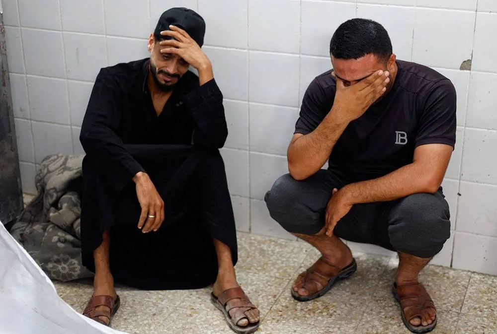 Israeli Strikes Kill Three People in Gaza Medics Say