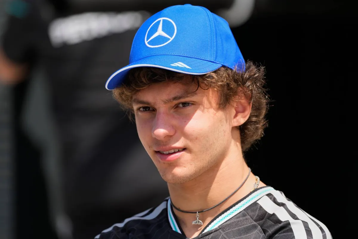 Antonelli Laughs off Fathers Throttled Chicken Threat After Spa Win