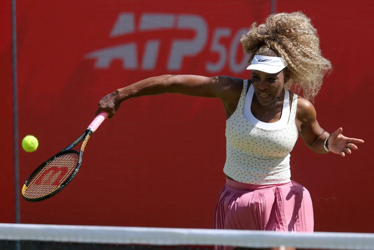 Serena Williams Comeback at Queens Club is Over after Injury to Doubles Partner020 Serena Williams Comeback at Queens Club is Over after Injury to Doubles Partner