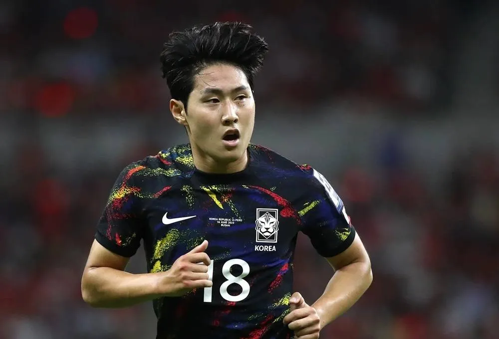 Atletico Madrid Sign South Korea Midfielder Lee from PSG020 Atletico Madrid Sign South Korea Midfielder Lee from PSG